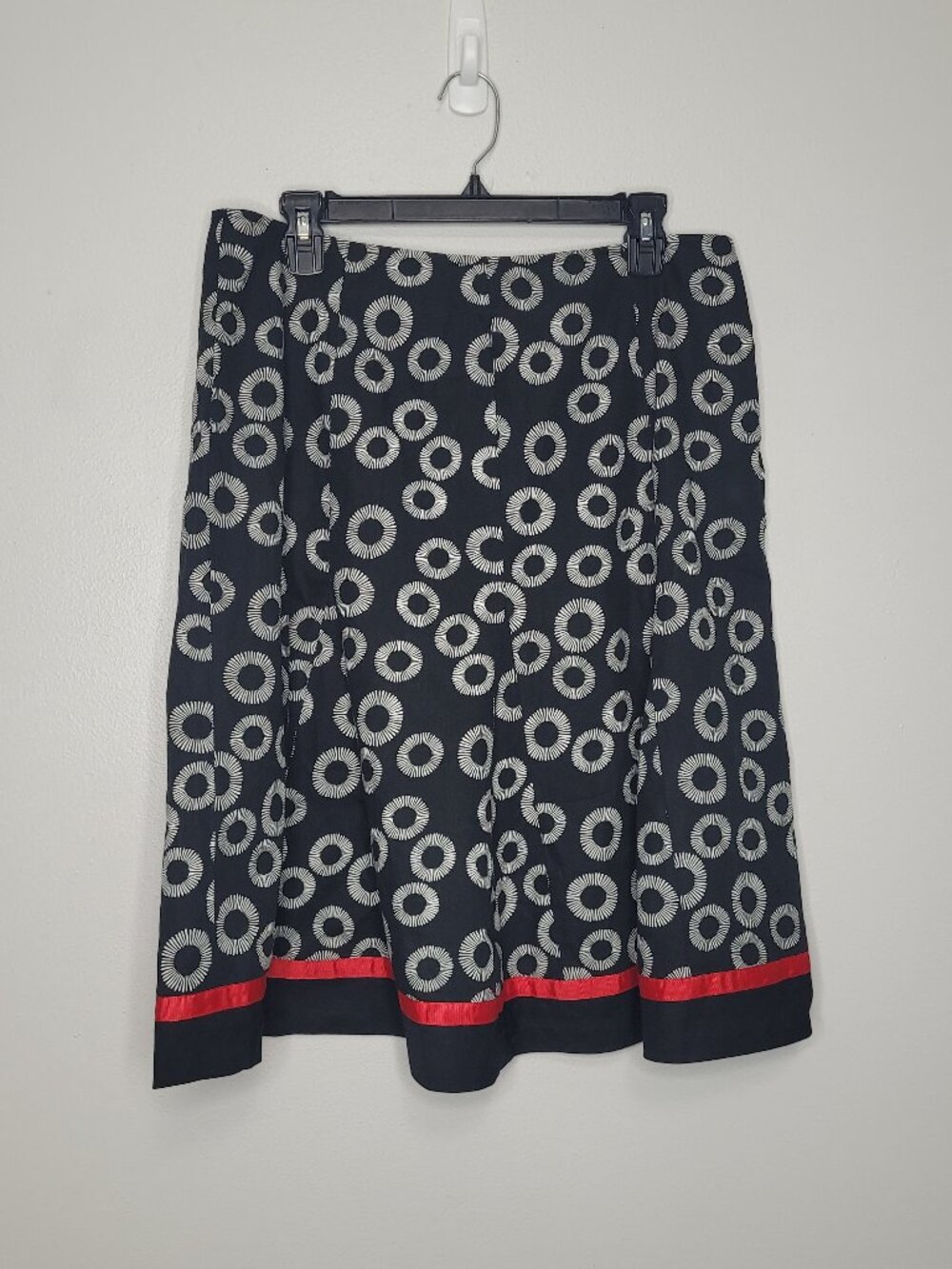 RB Collection New York red white black circle print artsy full skater skirt 12